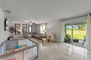 1013 NE 15th St, Cape Coral, FL 33909 - Photo 12