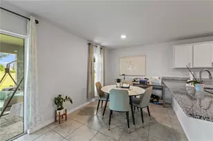 1013 NE 15th St, Cape Coral, FL 33909 - Photo 10