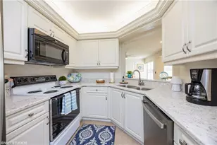2885 Citrus Lake Dr, Naples, FL 34109 - Photo 8