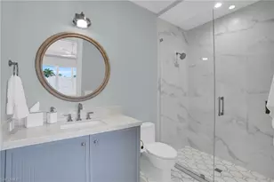 555 Whispering Pine Ln, Naples, FL 34103 - Photo 36