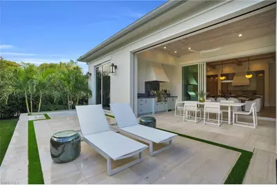 555 Whispering Pine Ln, Naples, FL 34103 - Photo 44