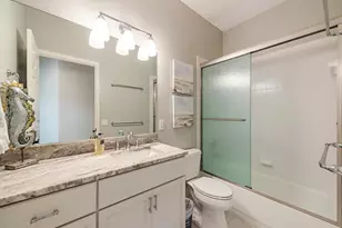 27031 Oakwood Lake Dr, Bonita Springs, FL 34134 - Photo 10