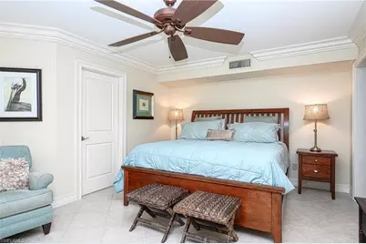 601 Beachwalk Cir #L104, Naples, FL 34108 - Photo 16