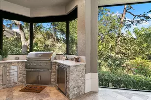 927 Barcarmil Way, Naples, FL 34110 - Photo 42