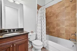 10113 Salisbury Ct, Fort Myers, FL 33913 - Photo 24