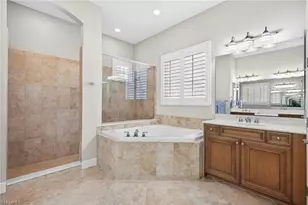 10113 Salisbury Ct, Fort Myers, FL 33913 - Photo 16