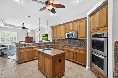 10113 Salisbury Ct, Fort Myers, FL 33913 - Photo 10