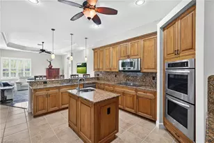 10113 Salisbury Ct, Fort Myers, FL 33913 - Photo 10