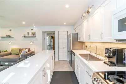 980 7th Ave S #101, Naples, FL 34102 - Photo 12