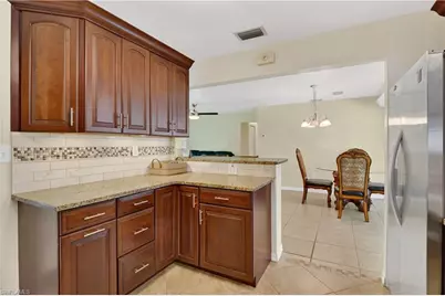 2741 McGregor Blvd, Fort Myers, FL 33901 - Photo 12