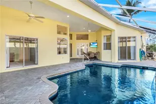 1201 Jardin Dr, Naples, FL 34104 - Photo 28