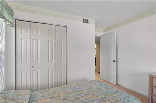 6945 Dennis Cir, Naples, FL 34104 - Photo 18