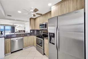 320 Seaview Ct, Marco Island, FL 34145 - Photo 6