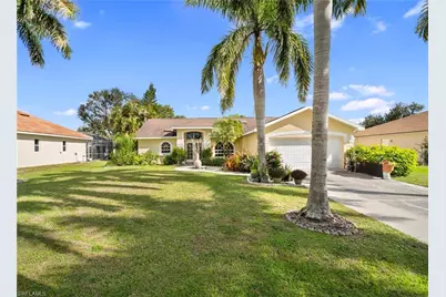 2233 SE 18th Ave, Cape Coral, FL 33990 - Photo 2