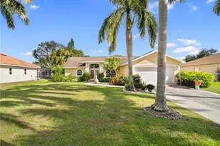 2233 SE 18th Ave, Cape Coral, FL 33990 - Photo 2