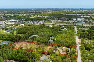 6940 Bottlebrush Ln, Naples, FL 34109 - Photo 10