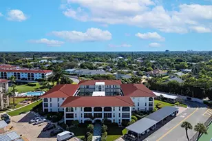 53 High Point Cir W, Naples, FL 34103 - Photo 14