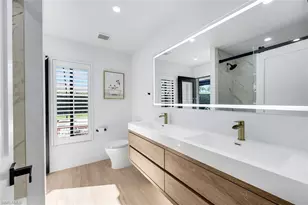 806 Knoll Wood Ct, Naples, FL 34108 - Photo 18