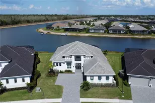 14370 Laguna Spgs Ln, Naples, FL 34114 - Photo 36