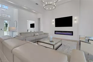 14370 Laguna Spgs Ln, Naples, FL 34114 - Photo 4