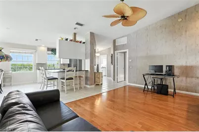 4588 Pasadena Ct, Naples, FL 34109 - Photo 8