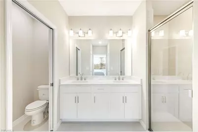 11811 Venetian Lagoon Dr #102, Fort Myers, FL 33913 - Photo 24