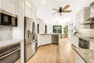 6777 Southern Oak Ct, Naples, FL 34109 - Photo 10