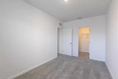 27842 Solis Grande Dr, Naples, FL 34135 - Photo 12