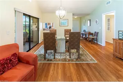 522 Beachwalk Cir, Naples, FL 34108 - Photo 8