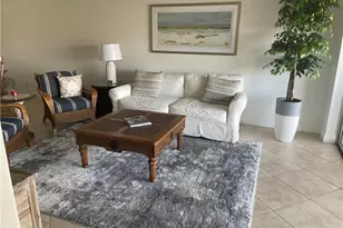 9640 Victoria Ln, Naples, FL 34109 - Photo 2