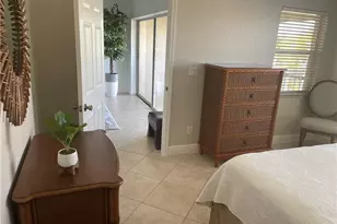 9640 Victoria Ln, Naples, FL 34109 - Photo 10