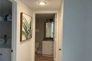 9640 Victoria Ln, Naples, FL 34109 - Photo 18