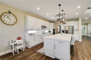 17725 Kinzie Ln, Estero, FL 33928 - Photo 12