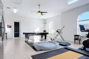 4411 Pine Ridge Rd, Naples, FL 34119 - Photo 28