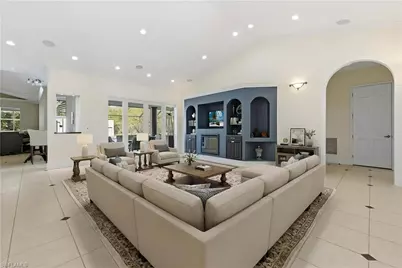 4411 Pine Ridge Rd, Naples, FL 34119 - Photo 8