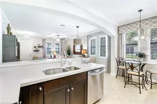 1359 Artesia Dr E, Naples, FL 34113 - Photo 10