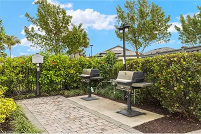 2170 Yellowfin Cir, Naples, FL 34114 - Photo 24