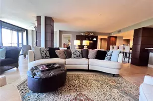 5601 Turtle Bay Dr W, Naples, FL 34108 - Photo 10