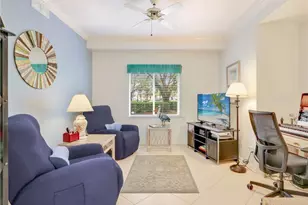 725 Saratoga Cir, Naples, FL 34104 - Photo 22