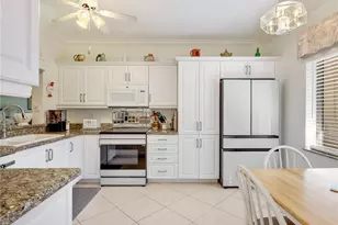 725 Saratoga Cir, Naples, FL 34104 - Photo 6