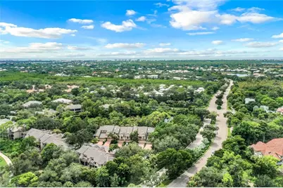 27100 Oakwood Lake Dr, Bonita Springs, FL 34134 - Photo 34