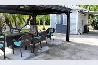 5700 Cypresswoods Resort Dr, Fort Myers, FL 33905 - Photo 10