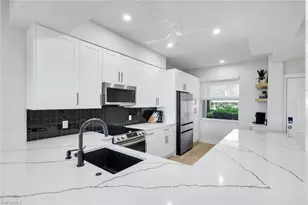 2740 Cypress Trace Cir, Naples, FL 34119 - Photo 4