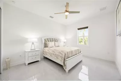 909 8th St SE, Naples, FL 34117 - Photo 28