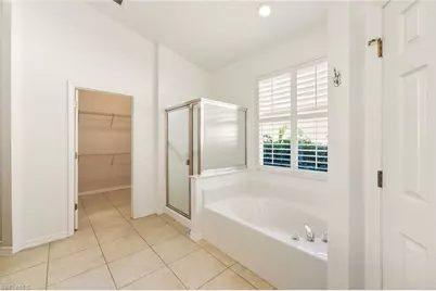 366 Burnt Pine Dr, Naples, FL 34119 - Photo 24