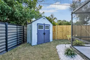2142 Crystal Dr, Fort Myers, FL 33907 - Photo 34
