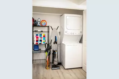 102 Sharwood Dr, Naples, FL 34110 - Photo 12