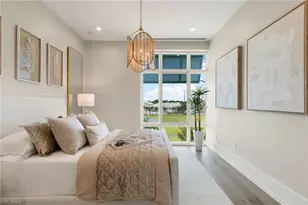 201 8th St S, Naples, FL 34102 - Photo 20