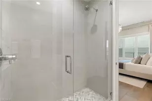 201 8th St S, Naples, FL 34102 - Photo 26