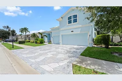 371 Burnt Pine Dr, Naples, FL 34119 - Photo 2